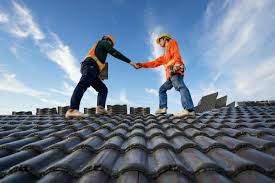 Best Roof Insulation Installation  in Country Knolls, NY